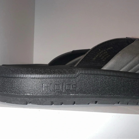 Flojos Mens size 8 US memory foam thong, Sandal Black Grey - Picture 7 of 7